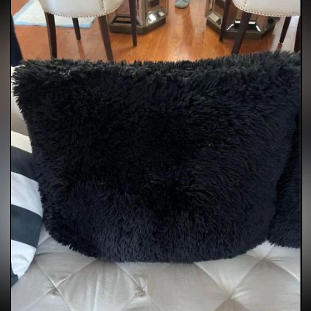 Accent pillows